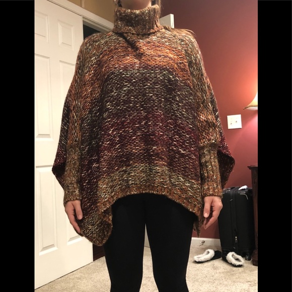 Design lab poncho size s - Picture 2 of 3